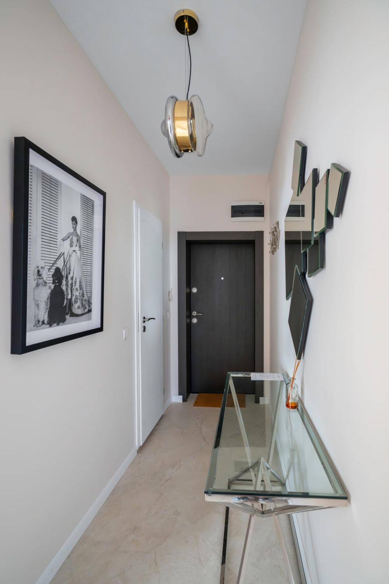 New With The Best View - 2Bd Bright Flat Near Ndk 소피아 외부 사진