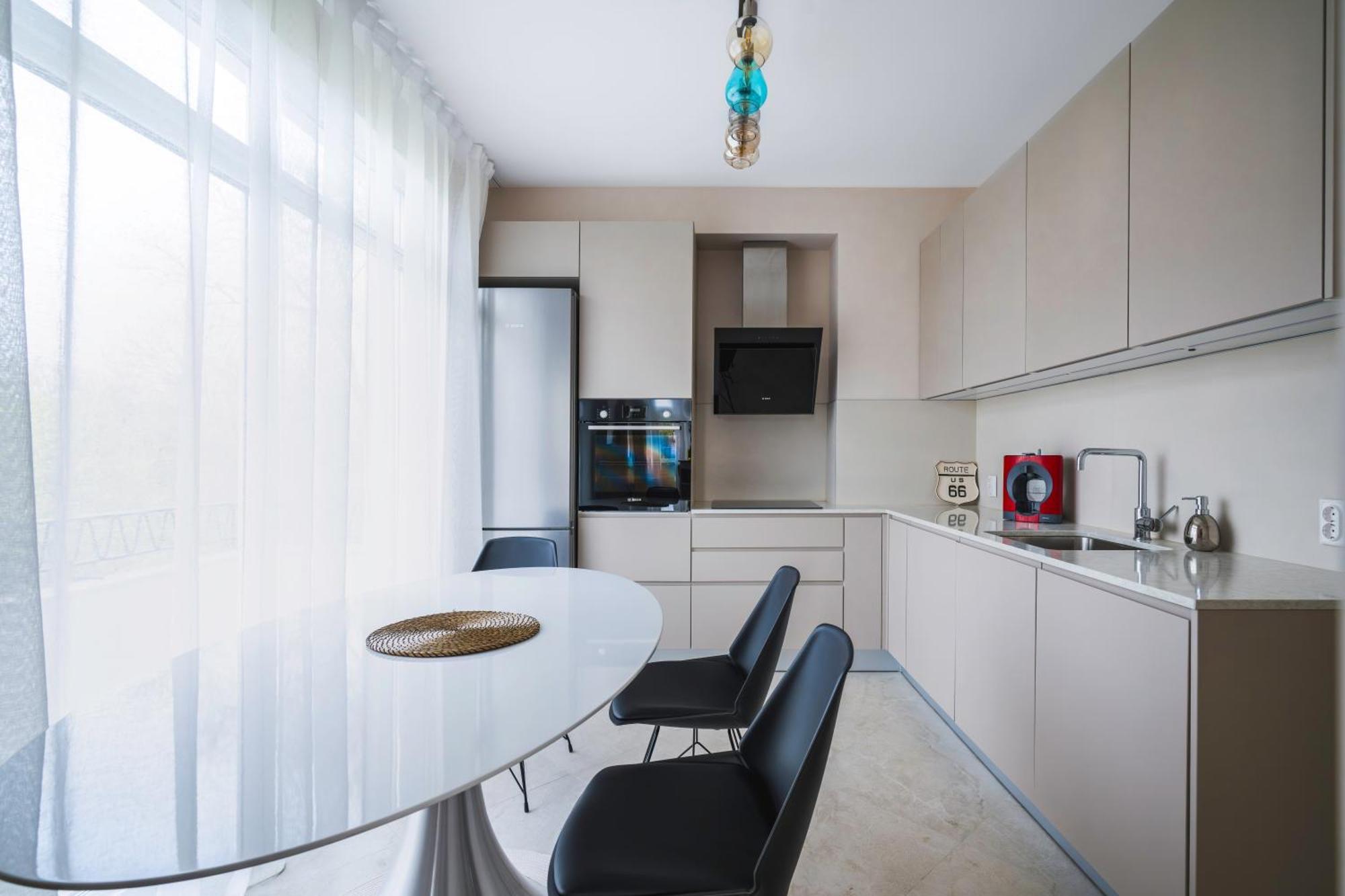 New With The Best View - 2Bd Bright Flat Near Ndk 소피아 외부 사진
