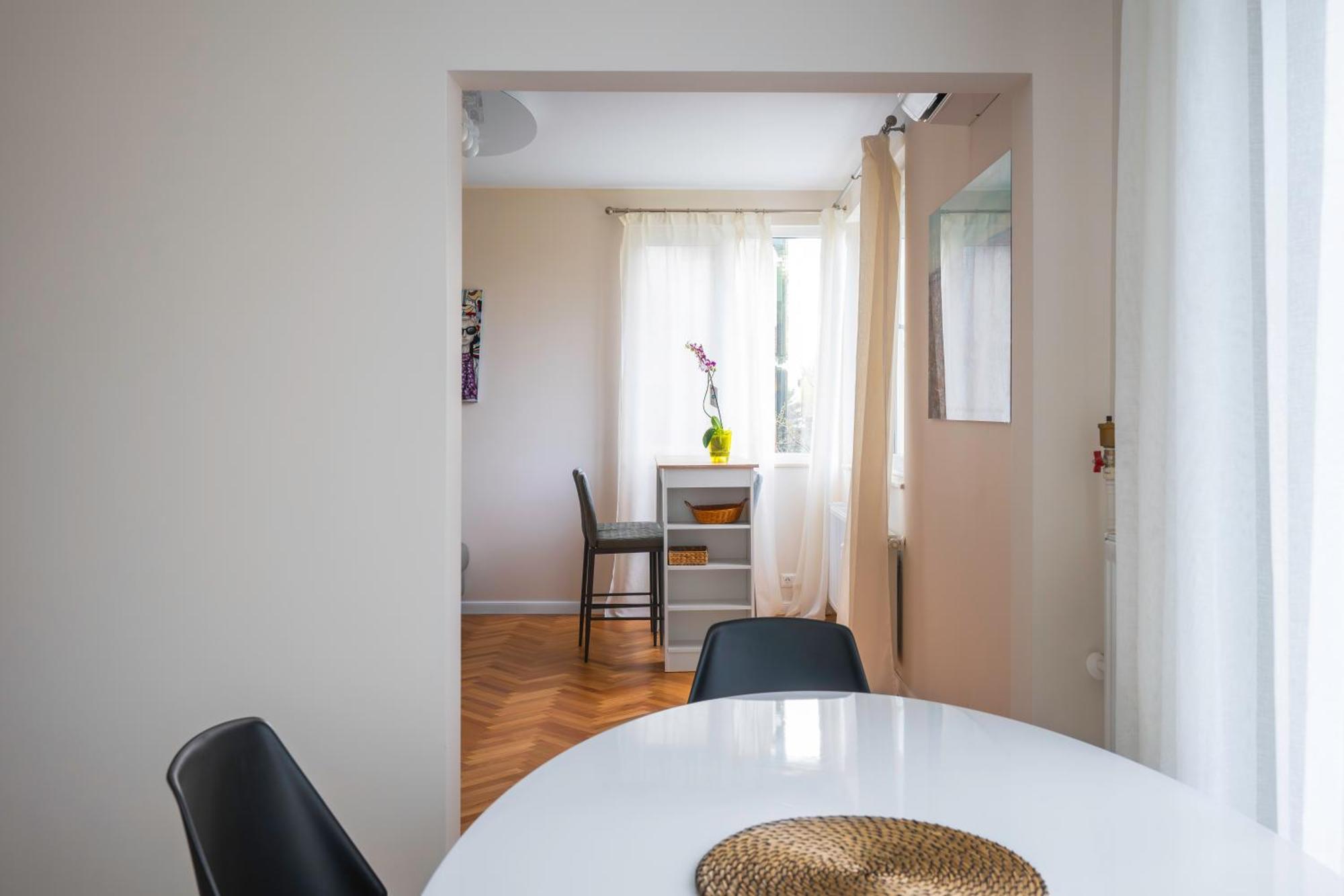 New With The Best View - 2Bd Bright Flat Near Ndk 소피아 외부 사진