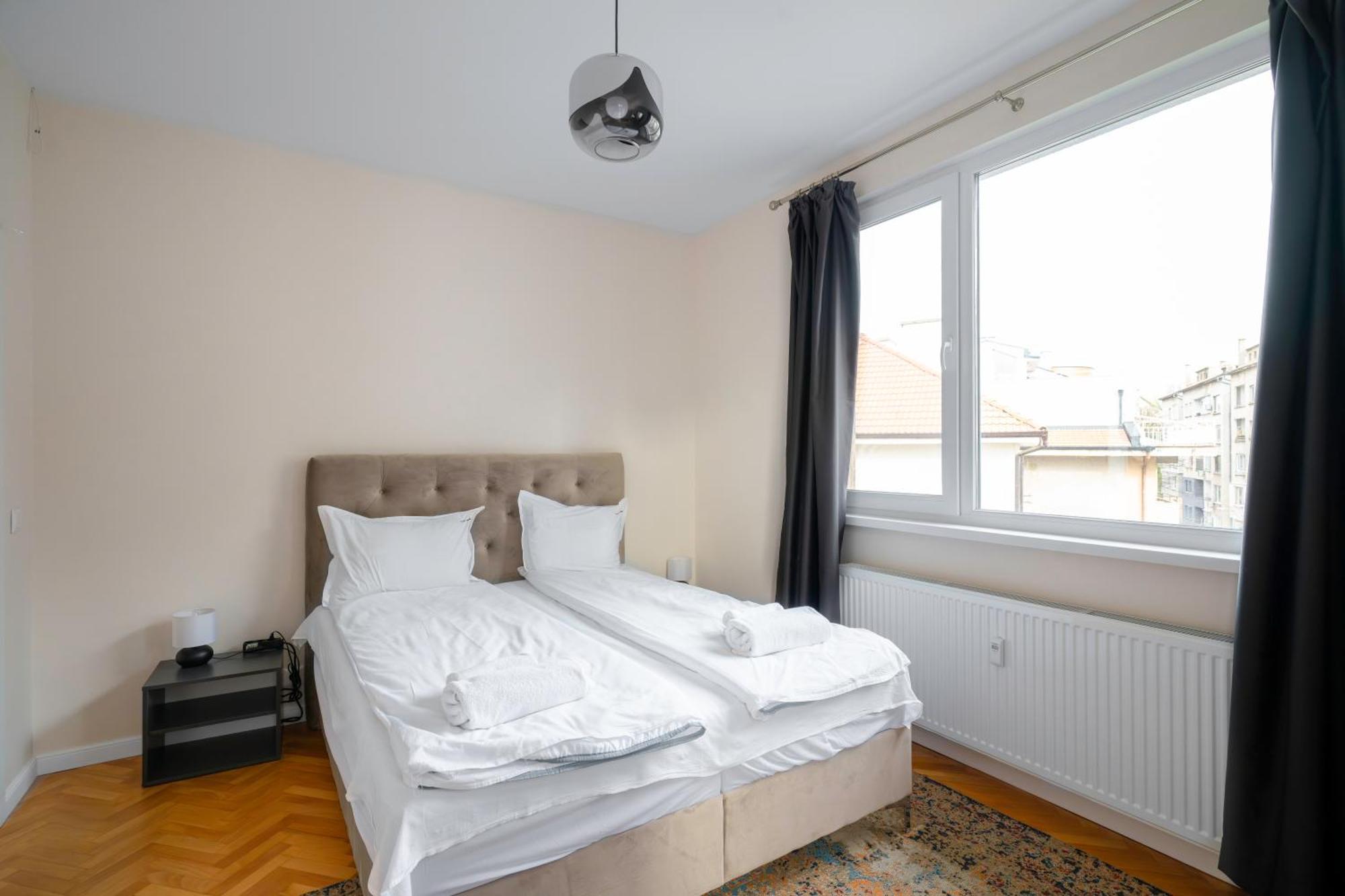 New With The Best View - 2Bd Bright Flat Near Ndk 소피아 외부 사진